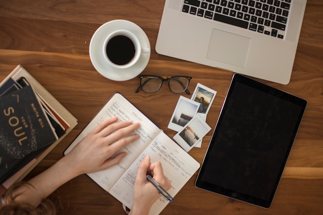 From Idea to Reality: How a Business Plan Writer Helps Businesses